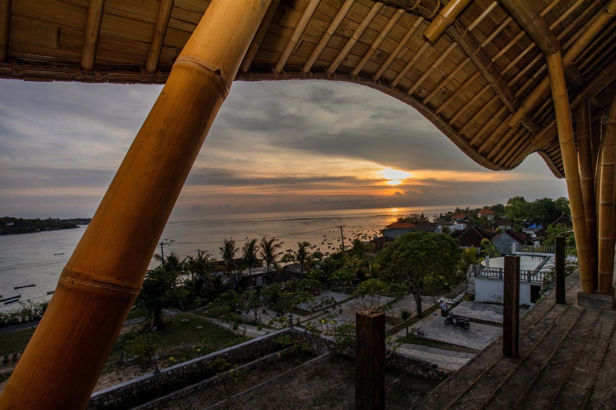 Nusa View - Oceanfront Rentals Lembongan Dış mekan fotoğraf