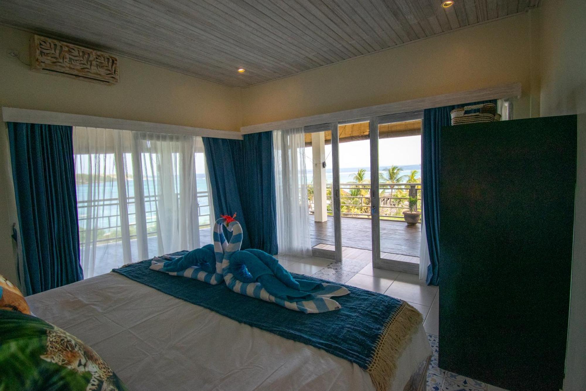 Nusa View - Oceanfront Rentals Lembongan Dış mekan fotoğraf